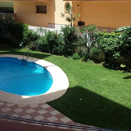 Beautiful Apartment In Third Line Beach Boliches Fuengirola Exterior foto