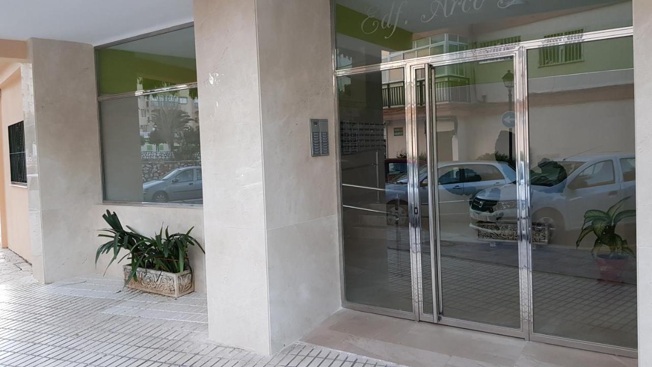 Beautiful Apartment In Third Line Beach Boliches Fuengirola Exterior foto